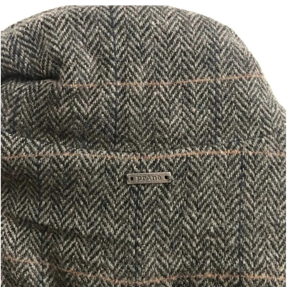 New prAna Wool Coat Gravel chevron Caprise
Convertible jacket insulated plaid - Picture 8 of 8